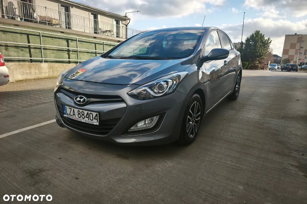 Hyundai i30 1.6 CRDi Comfort EU5 - 20