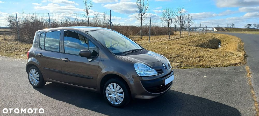 Renault Modus 1.2 16V Night and Day - 8