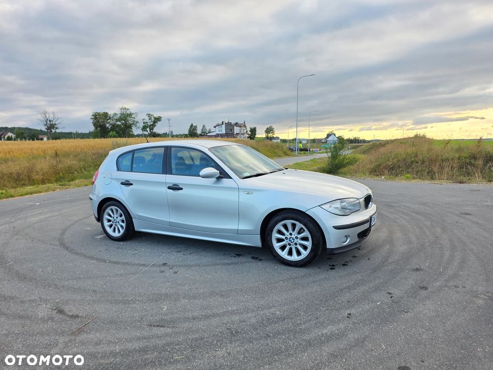 BMW Seria 1 118d - 4