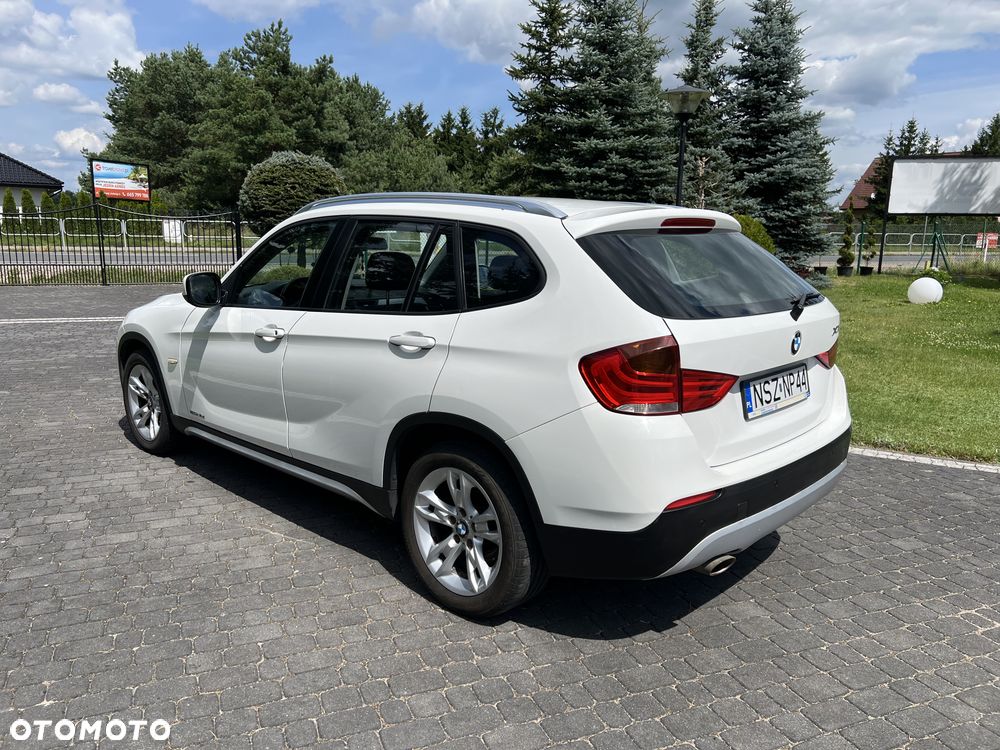 BMW X1 sDrive18d - 9