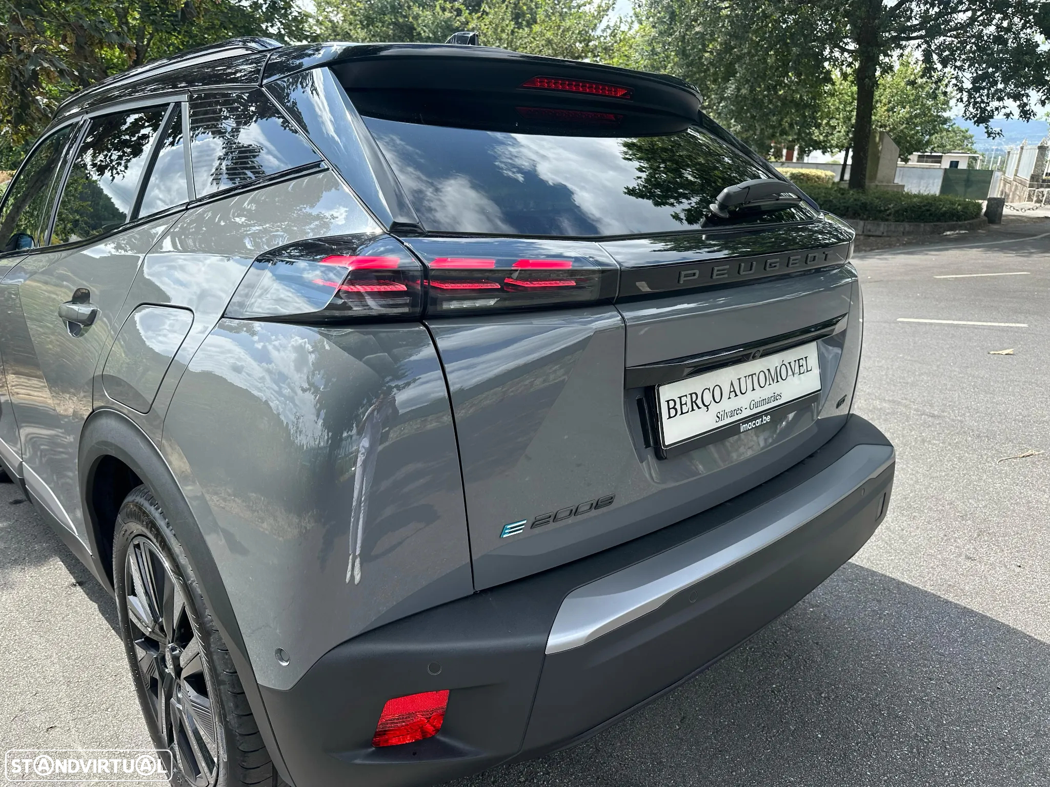 Peugeot e-2008 50 kWh GT Pack - 14