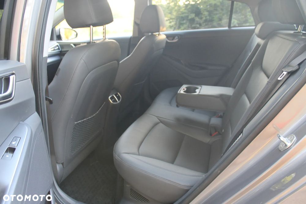 Hyundai IONIQ - 25