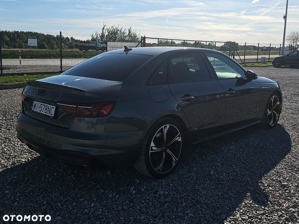 Audi A4 Limousine - 5