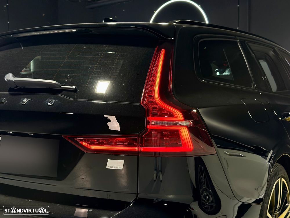 Volvo V60 2.0 T6 AWD TE R-Design - 17