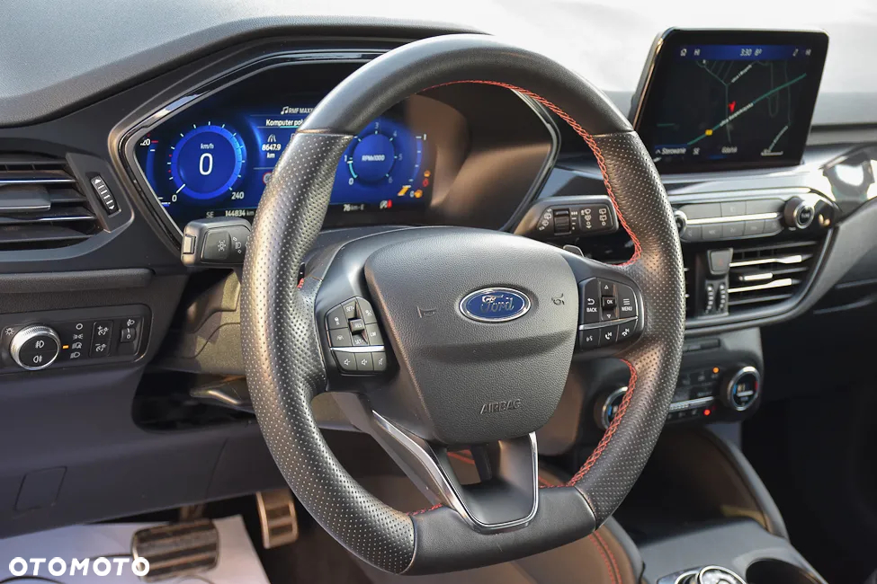 Ford Kuga 2.0 EcoBlue 4x4 ST-LINE X - 22