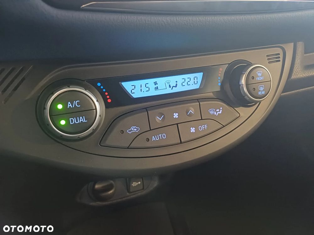 Toyota Yaris 1.5 Selection - 24