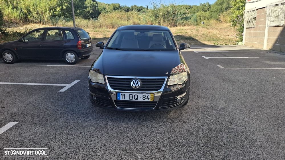 VW Passat 2.0 TDI Confortline - 3