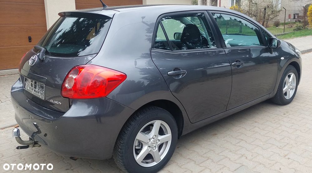 Toyota Auris 1.4 D-4D - 13