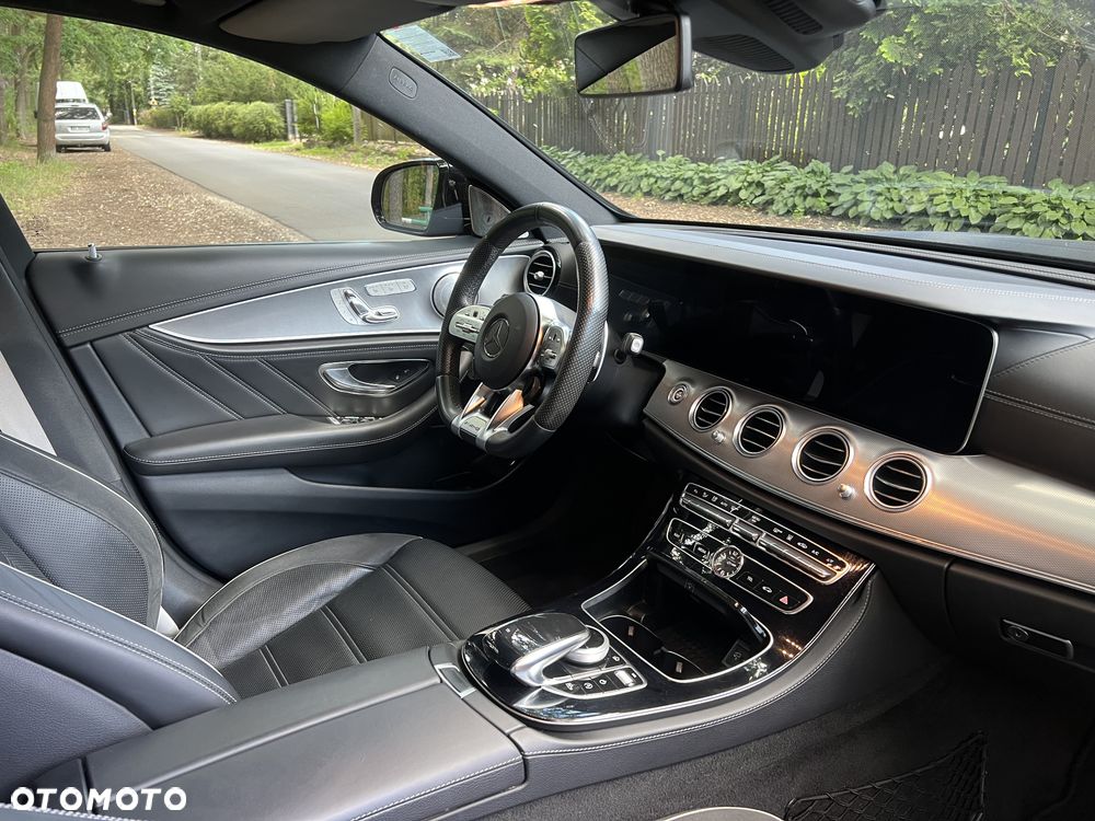 Mercedes-Benz Klasa E AMG 63 S 4-Matic+ - 13