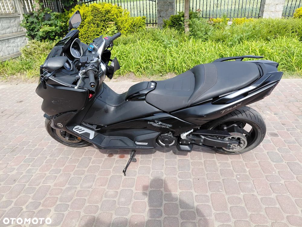 Yamaha Tmax - 2