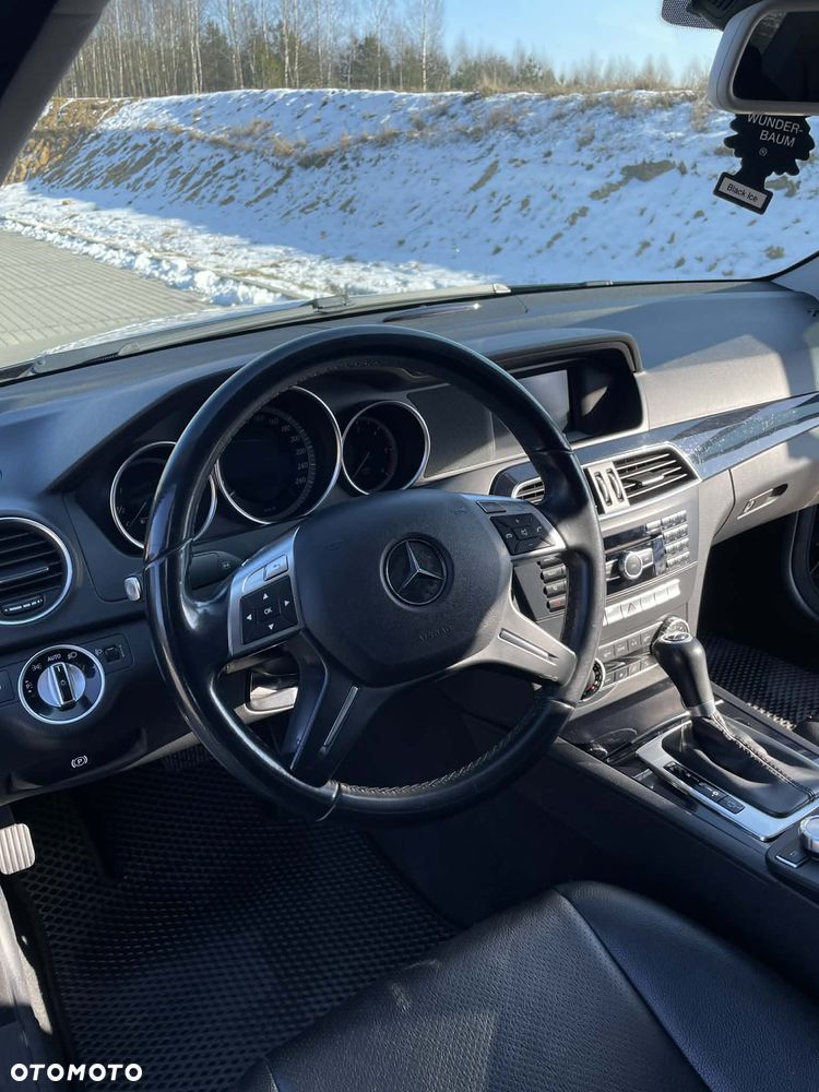 Mercedes-Benz Klasa C 200 d 7G-TRONIC - 11