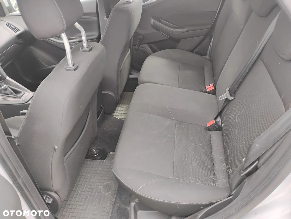 Ford Focus - 10