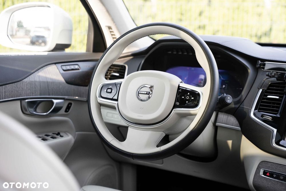 Volvo XC 90 - 11