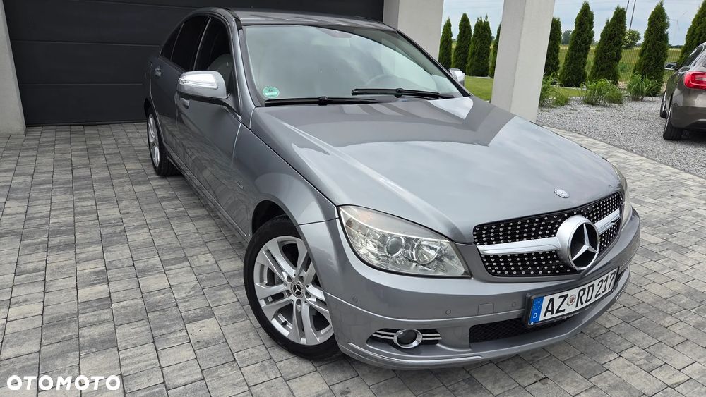 Mercedes-Benz Klasa C - 32