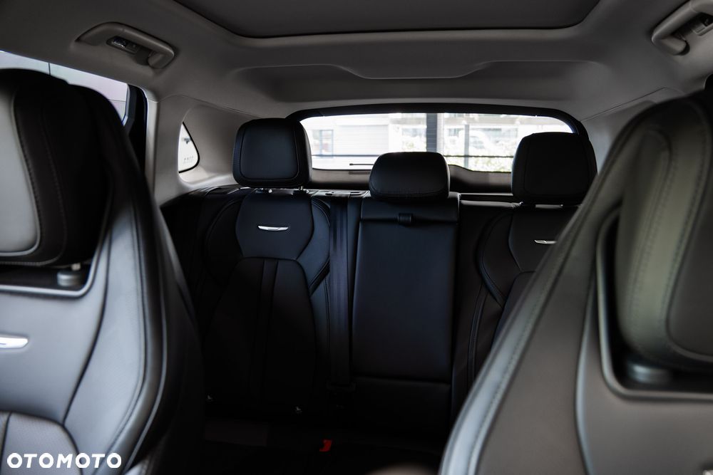 Hongqi HS3 - 26