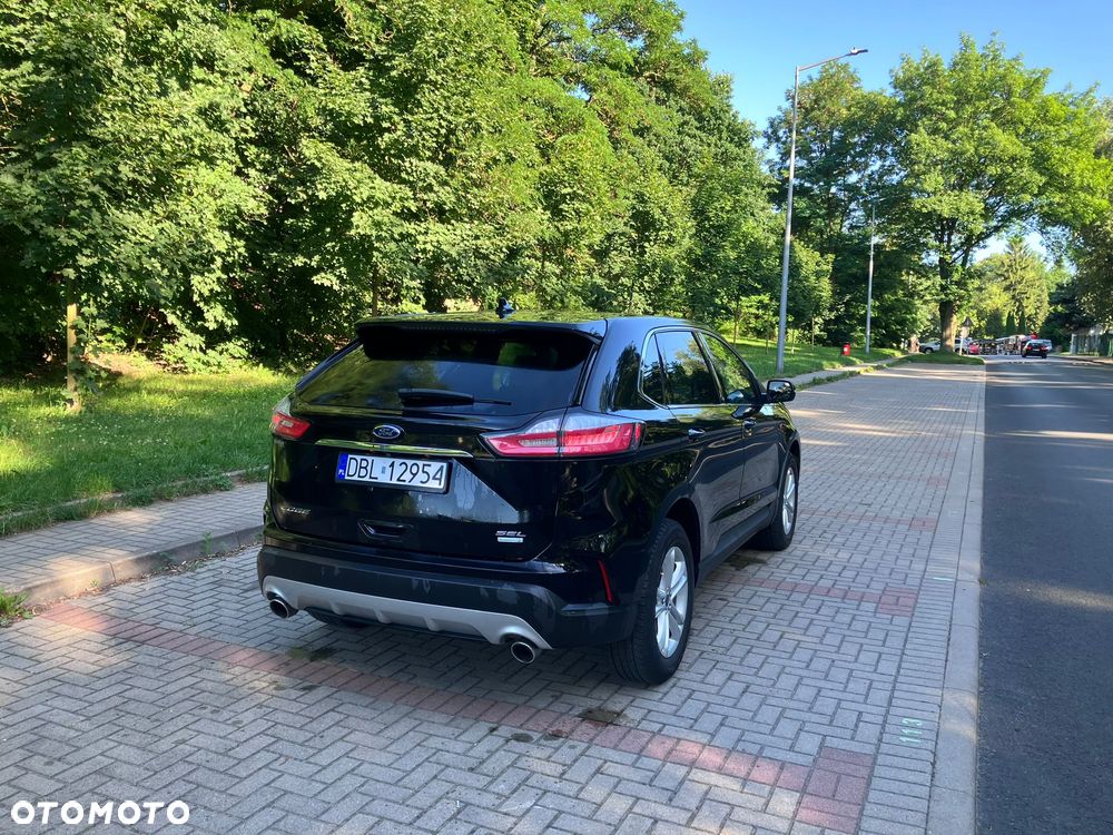 Ford Edge - 4