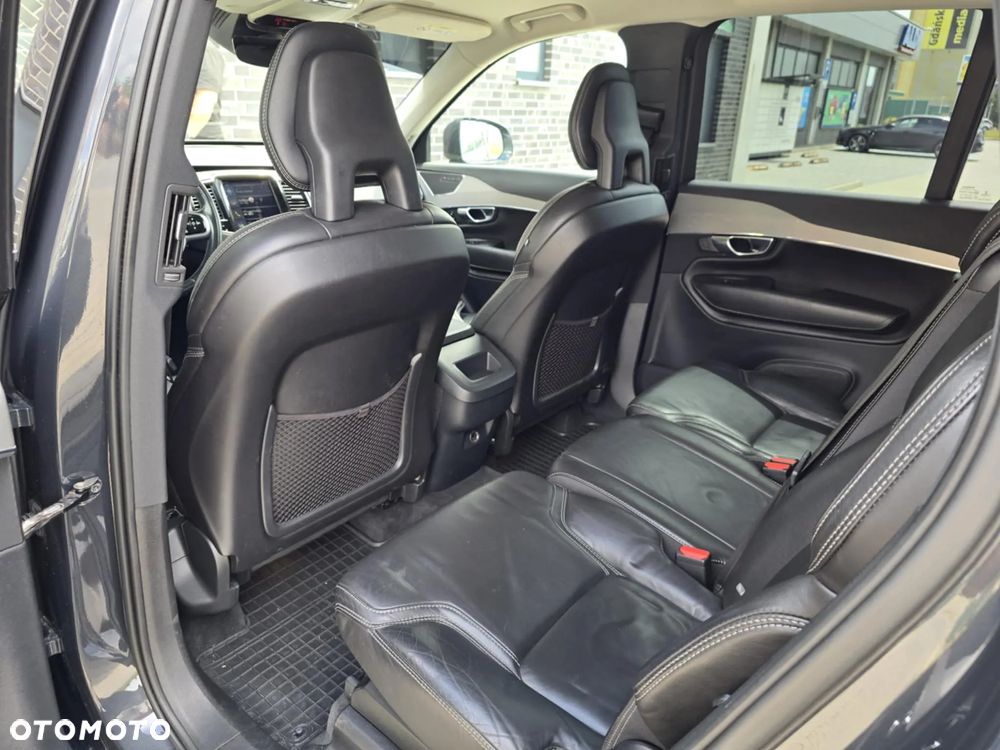Volvo XC 90 D5 AWD Inscription 7os - 28