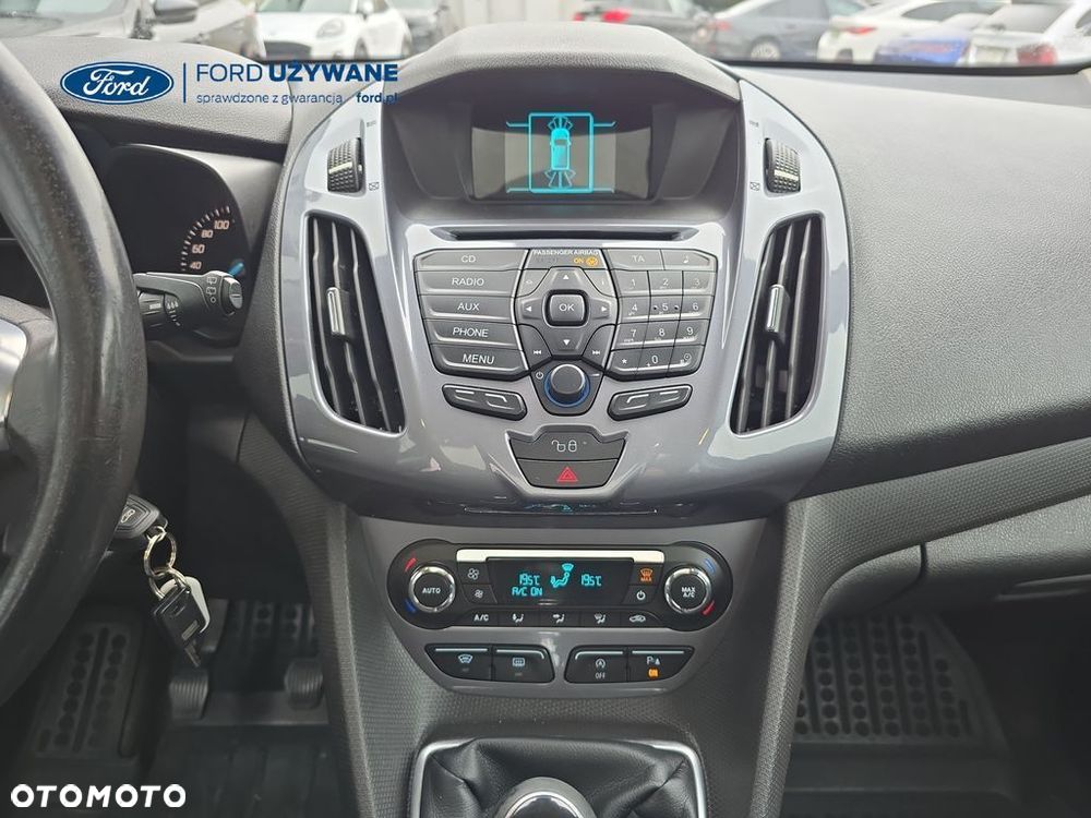 Ford Tourneo Connect Grand - 20