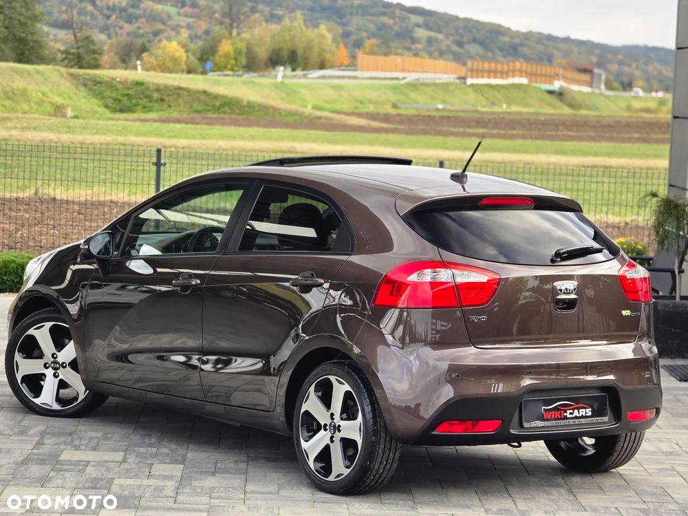 Kia Rio 1.4 Edition 7 - 9