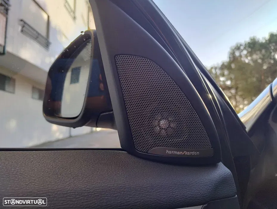 BMW X1 25 e xDrive Corporate Edition - 6