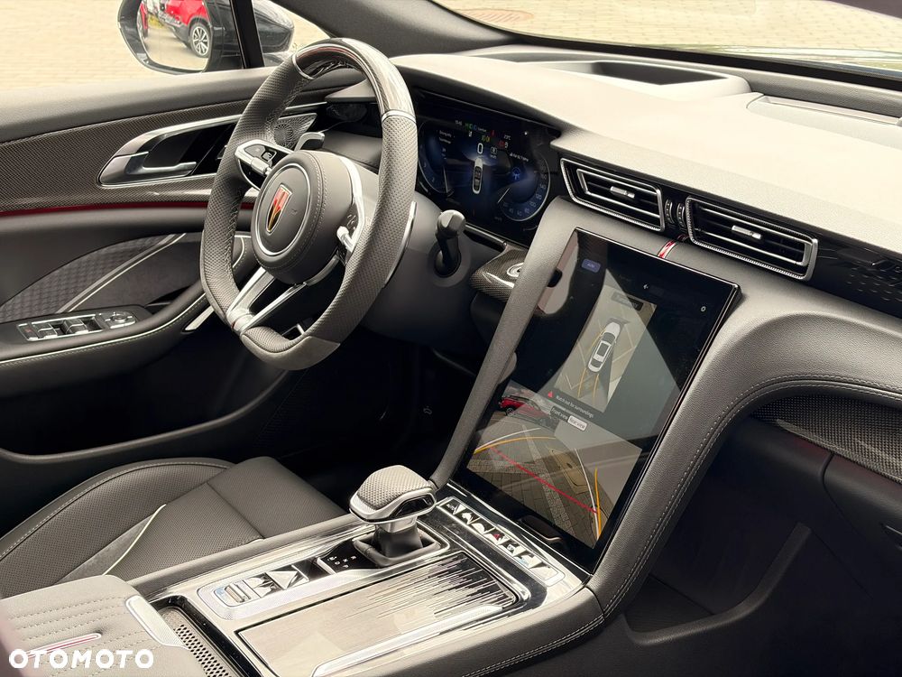 Hongqi H6 2.0T Deluxe - 36