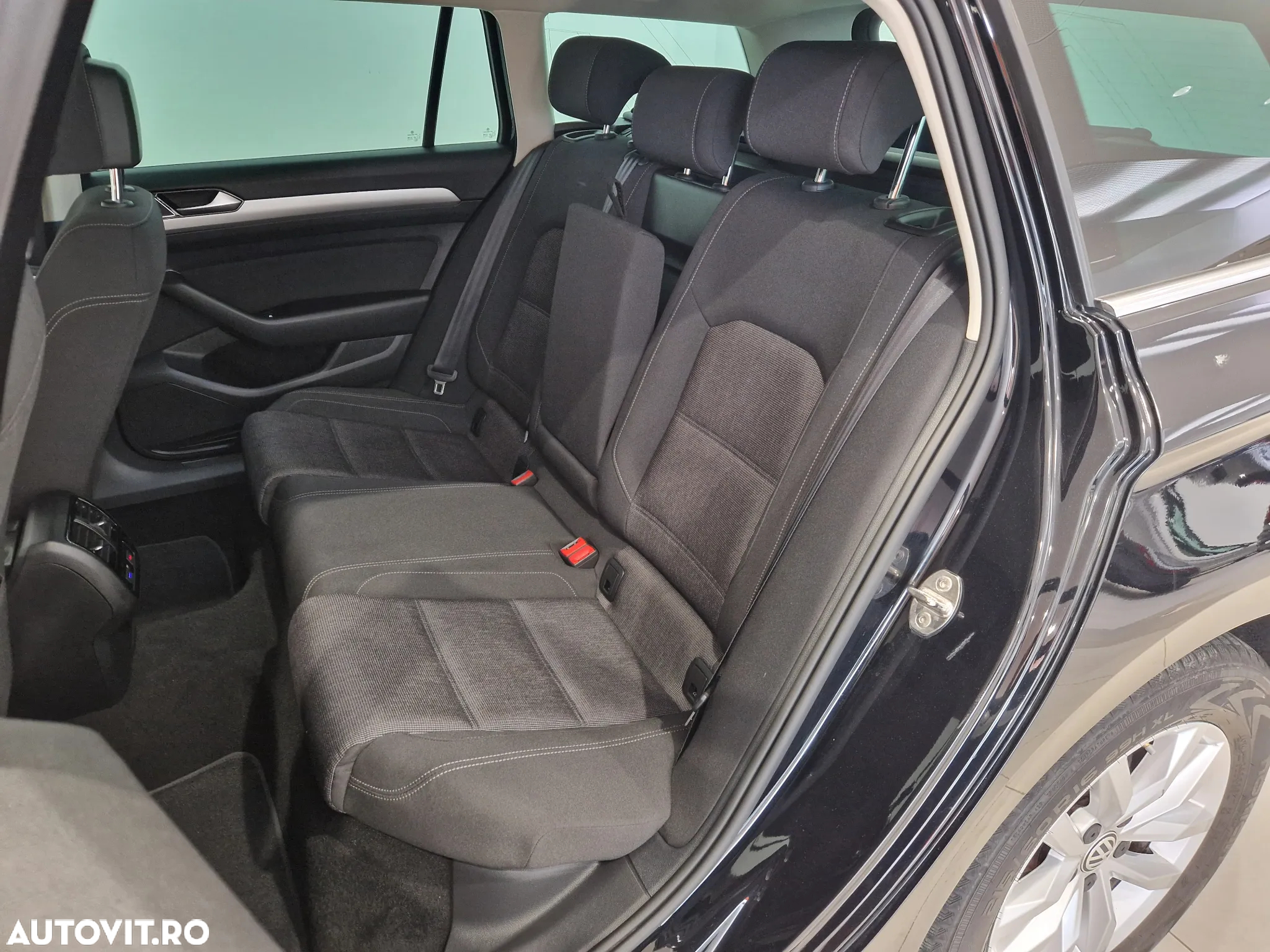 Volkswagen Passat Variant 2.0 TDI DSG Comfortline - 13