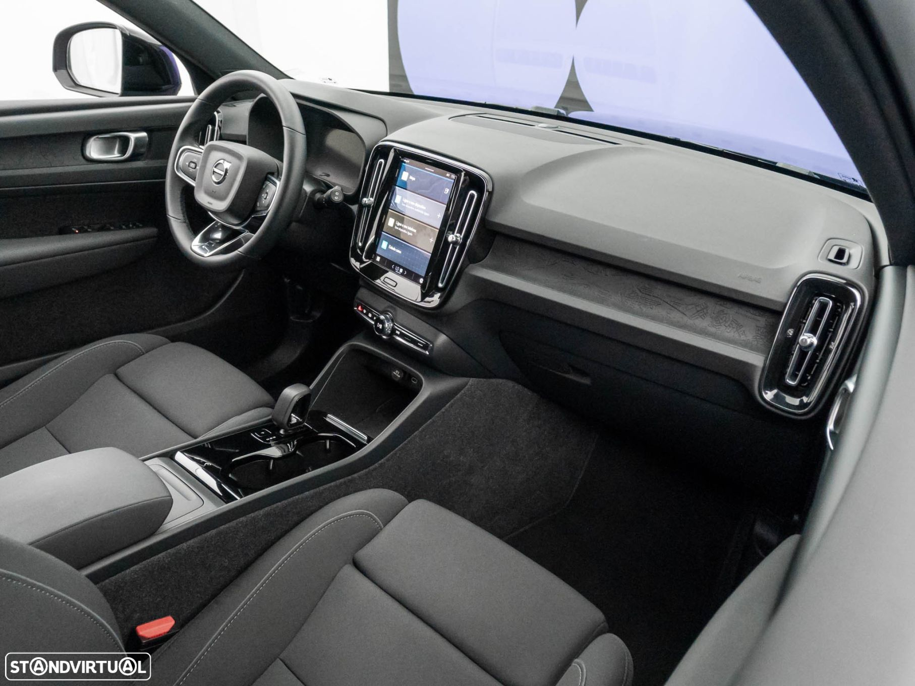 Volvo XC 40 Recharge Core - 15