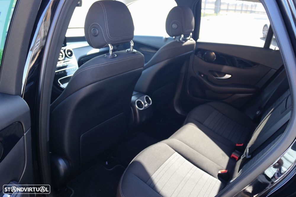 Mercedes-Benz GLC 300 e 4Matic - 37