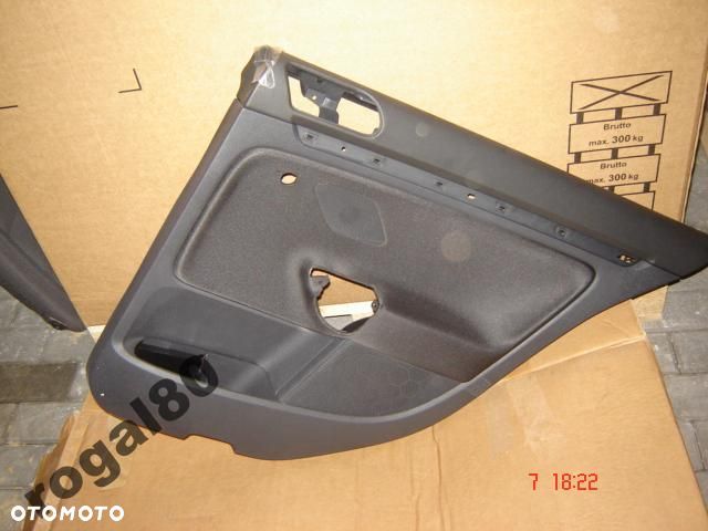 VW JEETA GOLF V BOCZEK DRZWI IDEAŁ 1K5867212 - 1