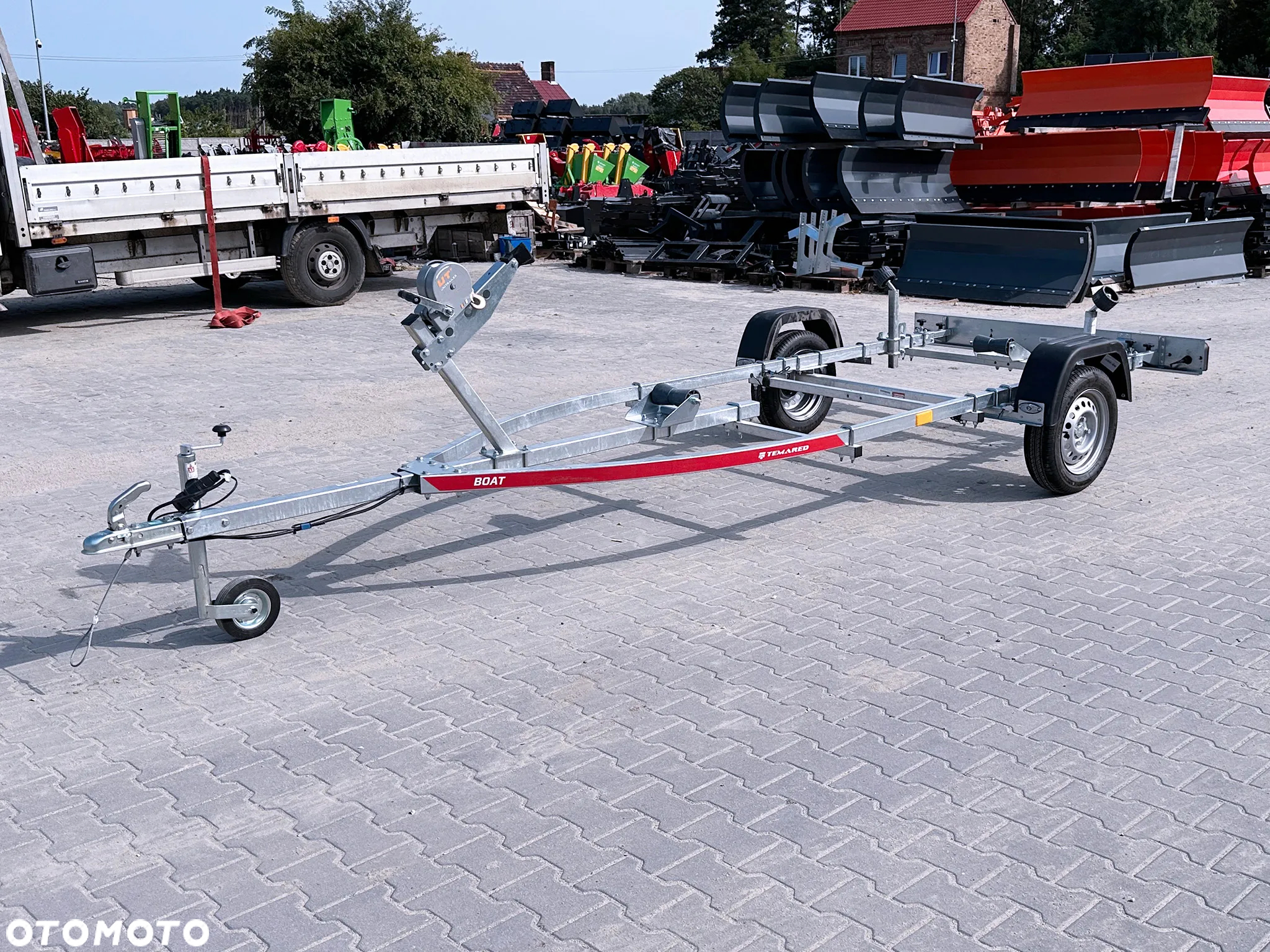 TEMARED BOAT - 11