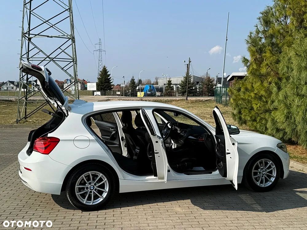 BMW Seria 1 118i Sport Line - 16