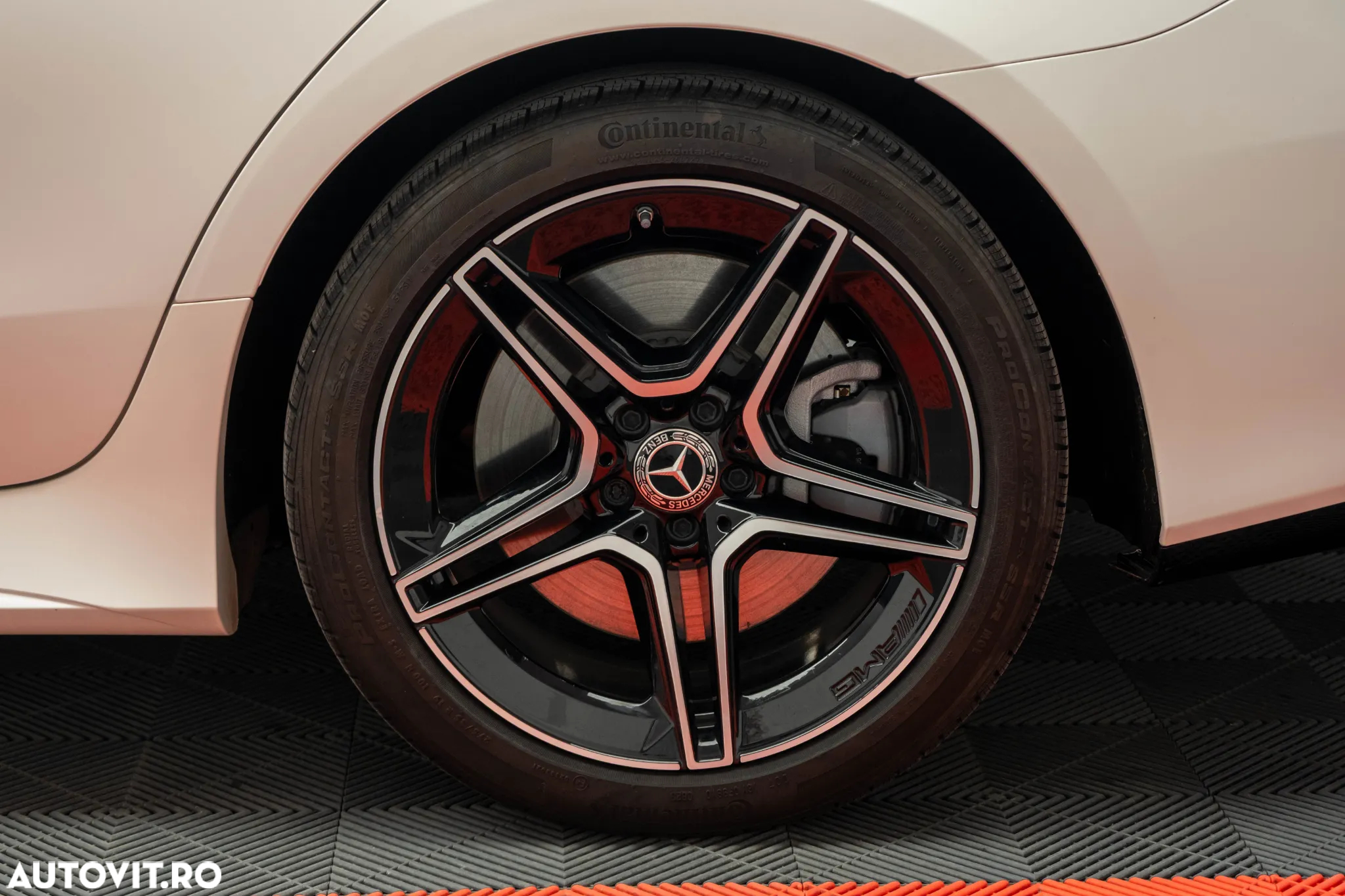 Mercedes-Benz CLS 450 4Matic 9G-TRONIC AMG Line - 13