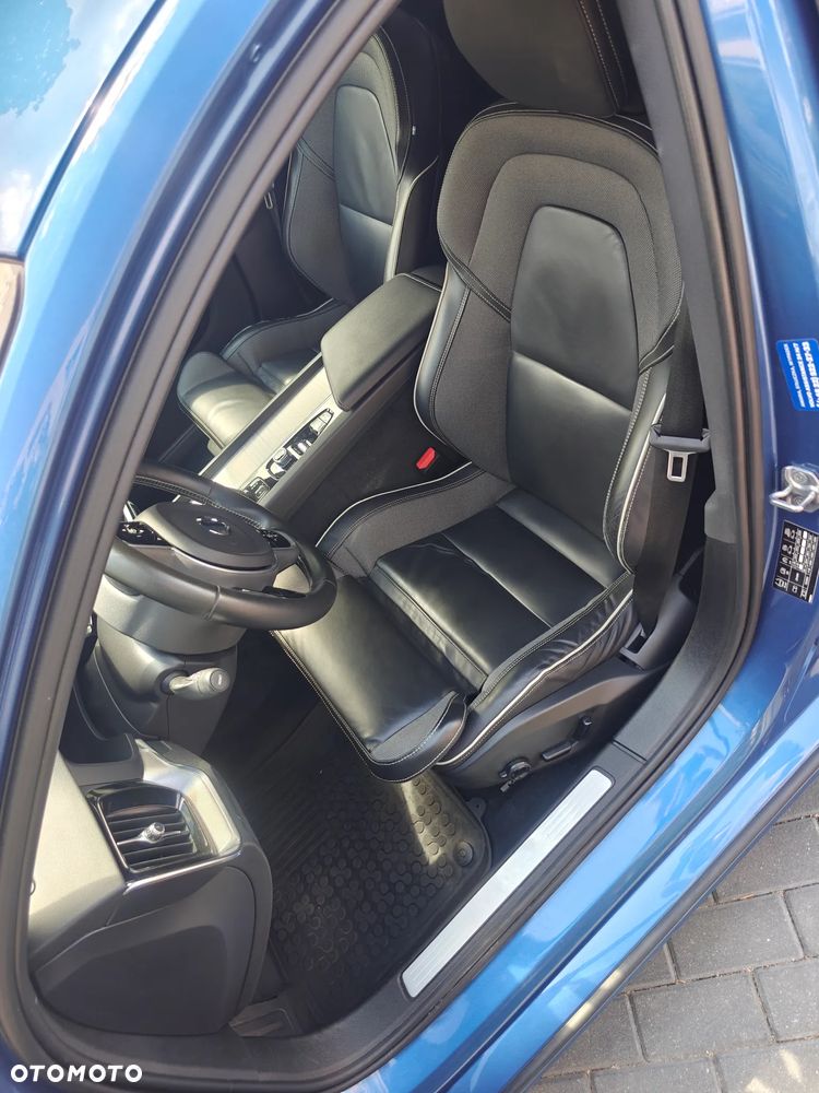 Volvo S60 B5 B AWD R-Design - 16