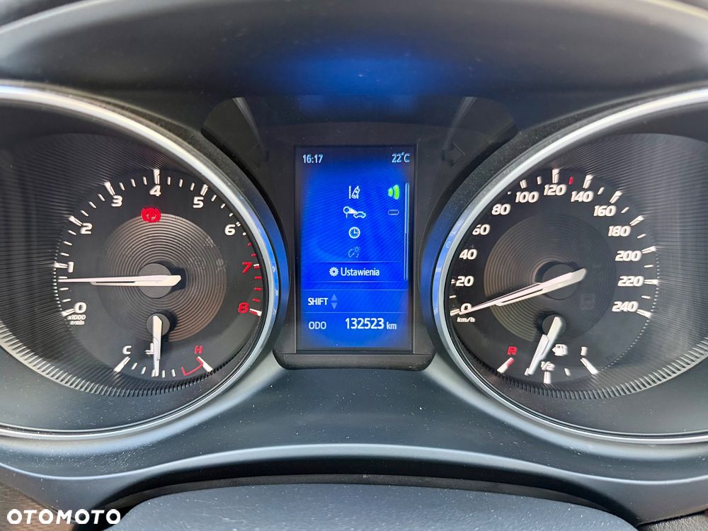 Toyota Avensis 1.8 Business Edition - 12