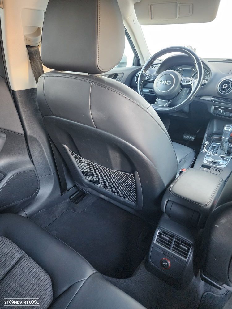 Audi A3 Sportback - 12