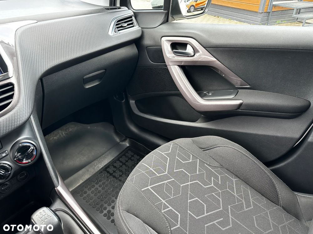 Peugeot 2008 - 16