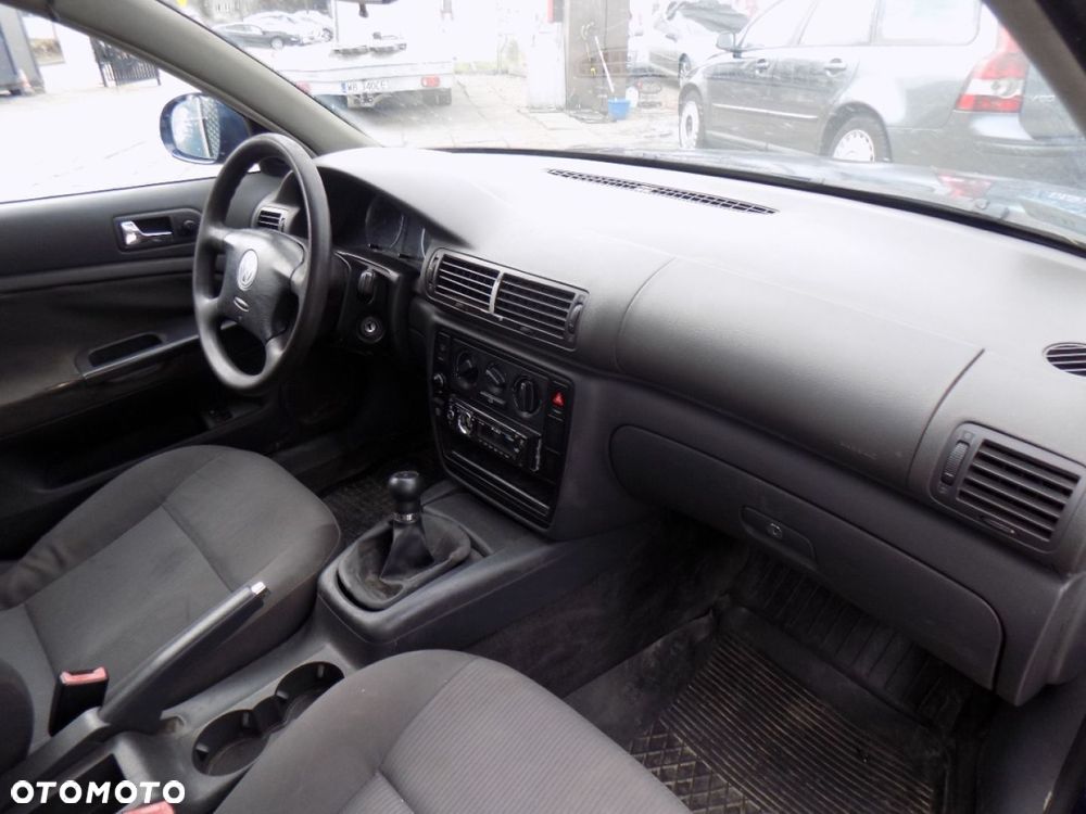 Volkswagen Passat Variant - 7