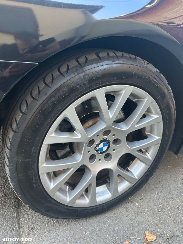 BMW Seria 5 525d xDrive - 15