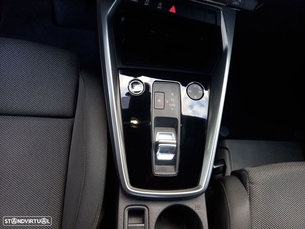 Audi A3 Sportback 30 TFSI Advanced S tronic - 3