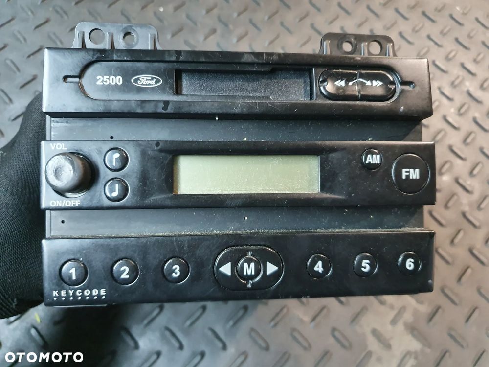 Radio Kasetowe Ford 2S61-18K876-BF FORD FIEST FUSION 2500 FORD - 1