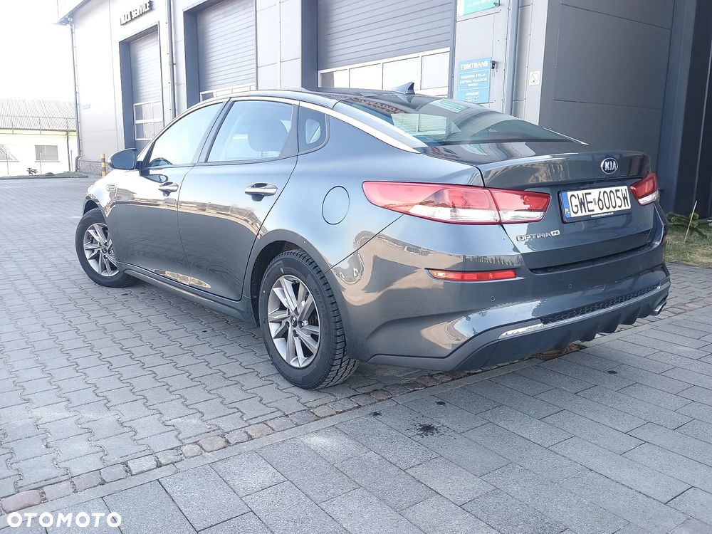 Kia Optima - 7