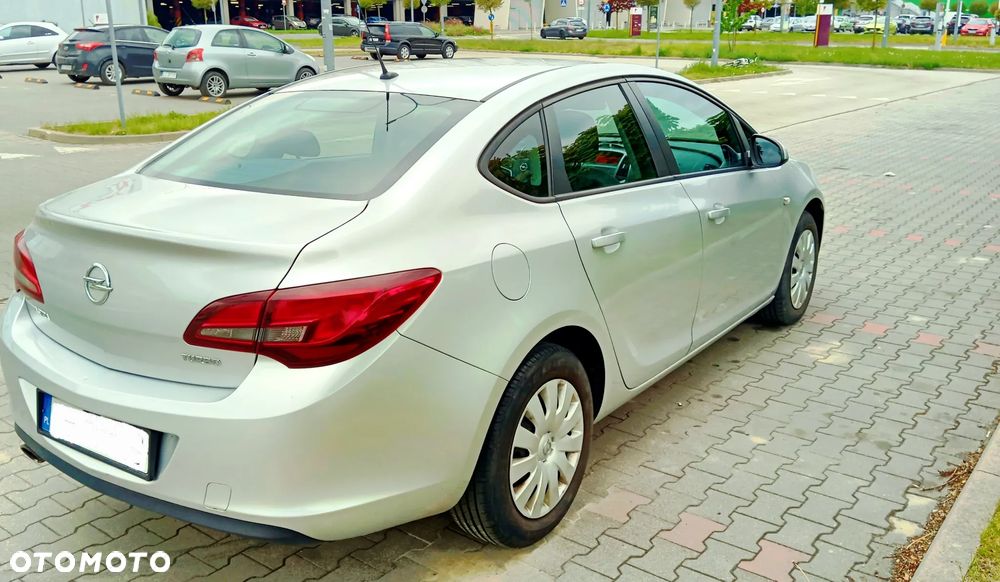 Opel Astra - 7