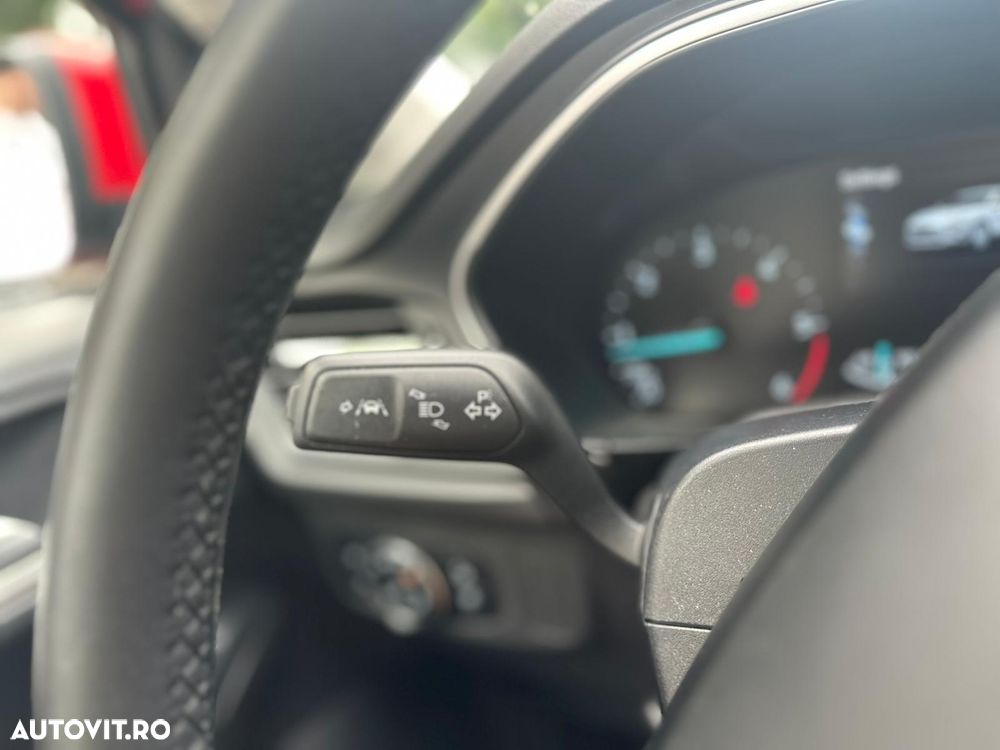 Ford Focus 1.5 EcoBlue Connected - 16