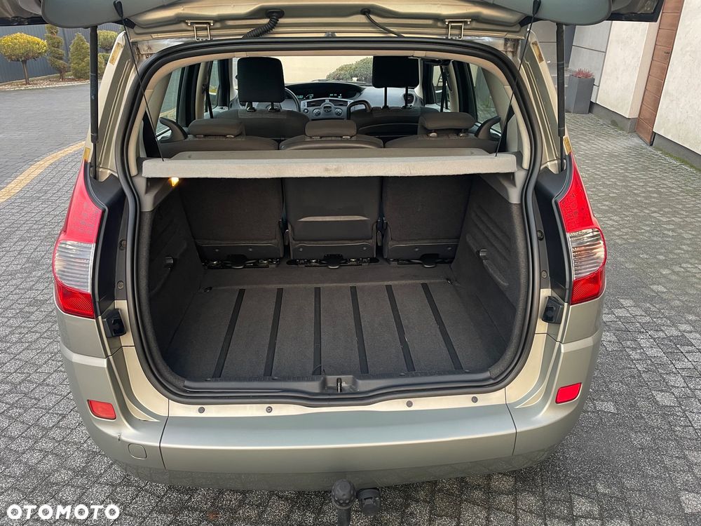 Renault Scenic 1.6 16V Family - 20