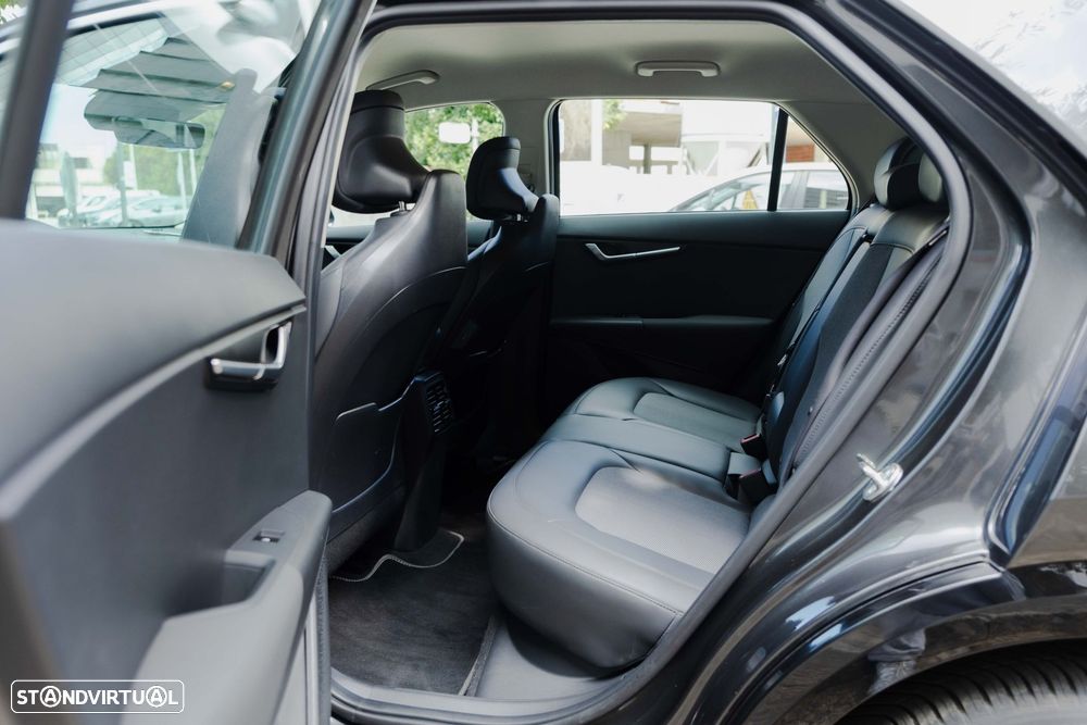 Kia Niro EV 64kWh Drive - 22