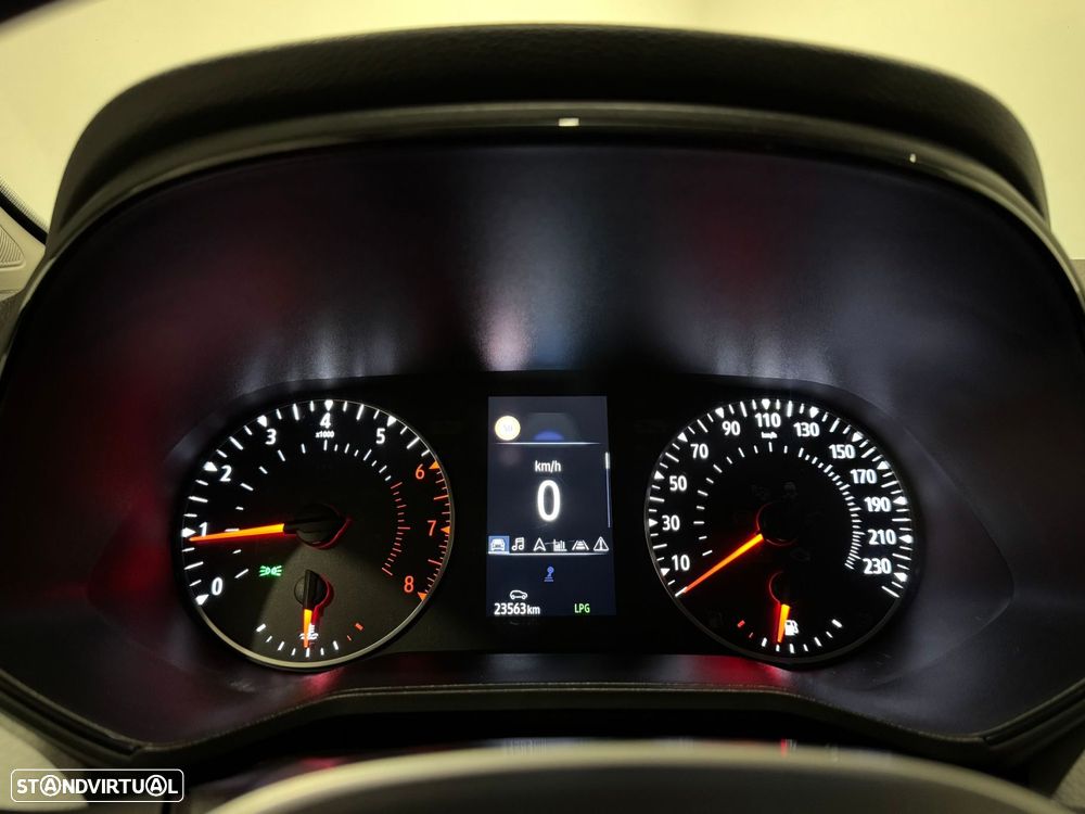 Renault Clio 1.0 TCe Evolution Bi-Fuel - 41