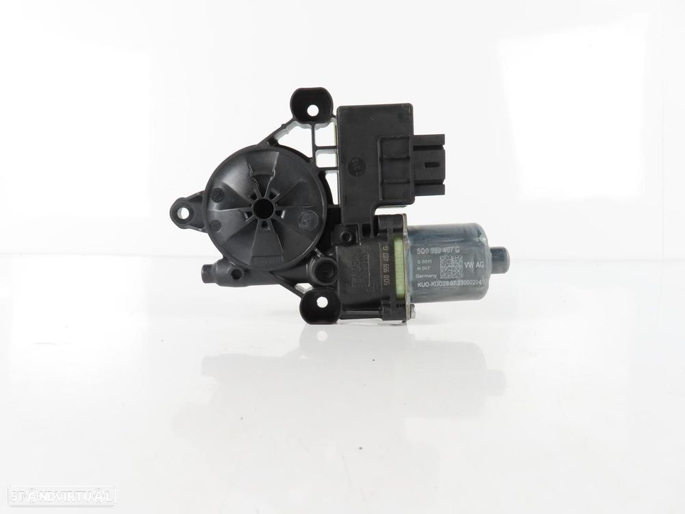 Motor elevador Porta Direito/Trás Usado / Original VW Golf VIII Variant (CG5) 5Q... - 1