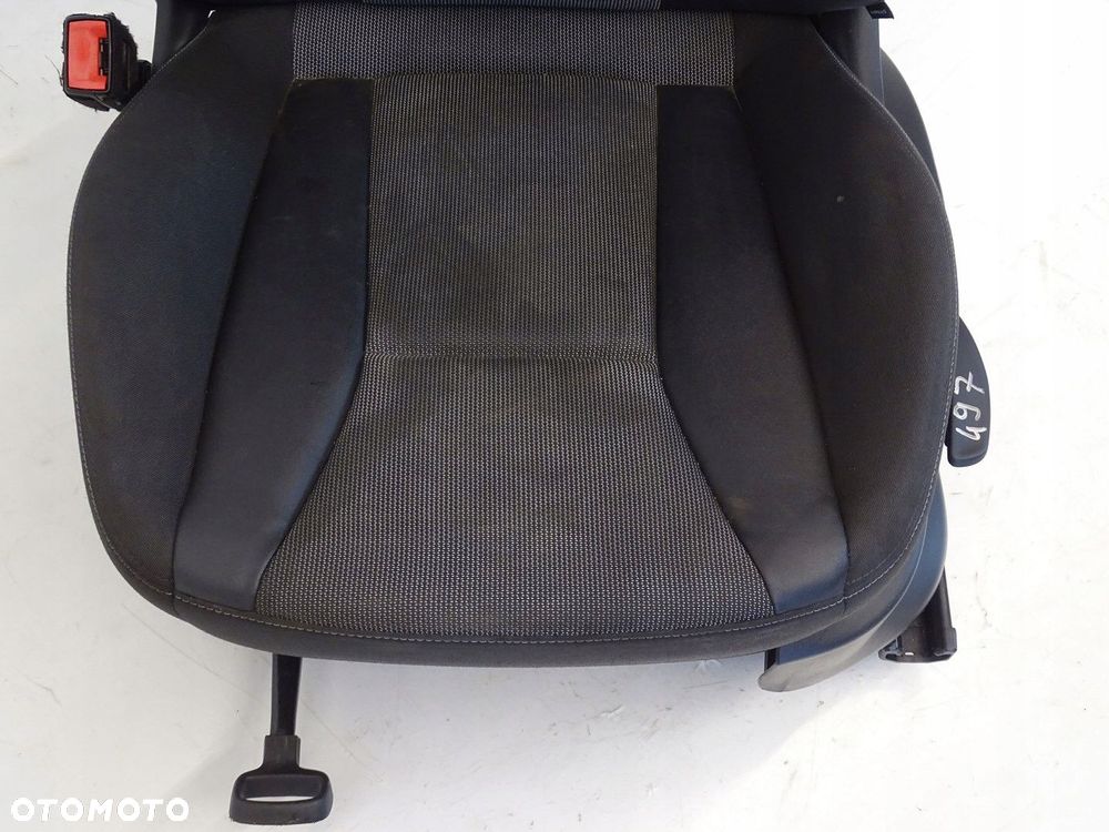 FOTEL LEWY PRZÓD PRZEDNI KIEROWCY AUDI A1 8X 5D SB SPORTBACK MATERIAŁOWY - 4