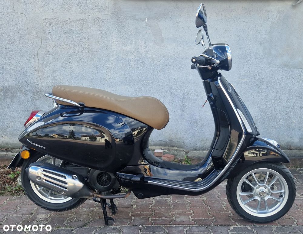 Vespa Primavera - 4