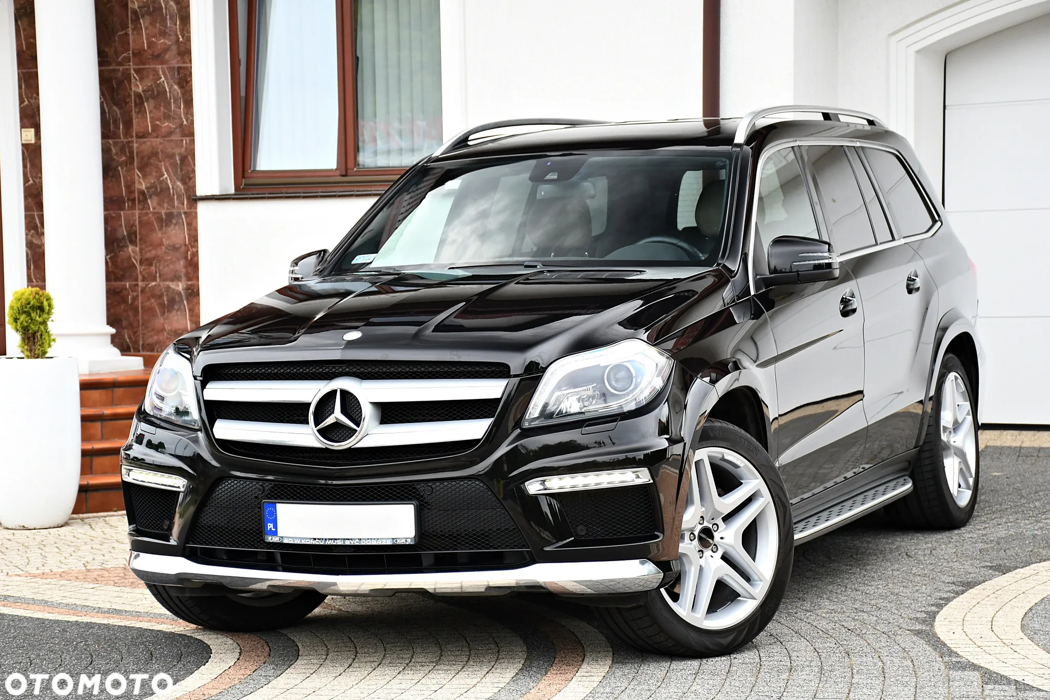 Mercedes-Benz GL 350 BlueTec 4-Matic - 2